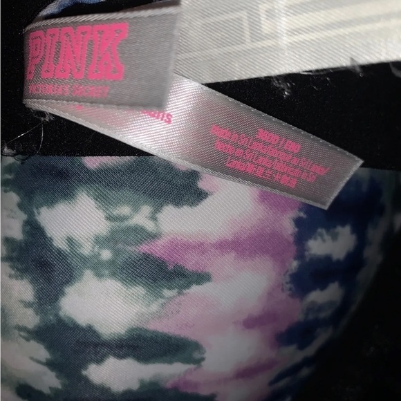 Victoria’s Secret PINK Wear Everywhere Wireless Push Up Bra 36DD Tie-Dye - Picture 3 of 3